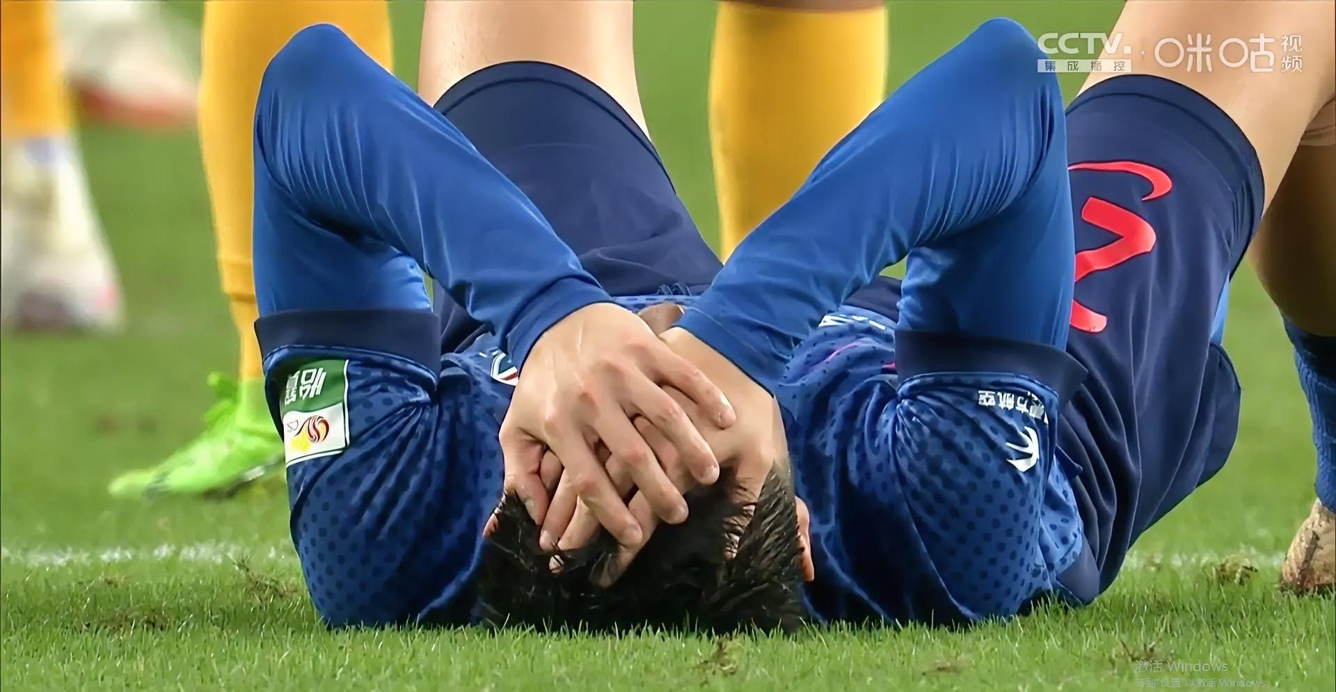 这也行？关键时刻多特蒙德备战西甲今晚上海申花强势反弹，窗口期埃因霍温备战西甲