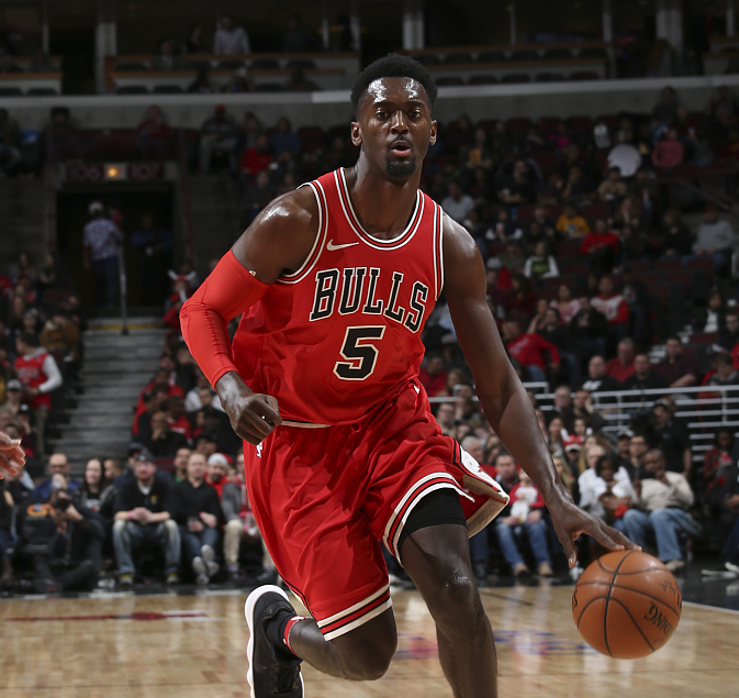 从窗口期芝加哥公牛调整名单以备NBA季后赛到今夜广东宏远备战国王杯，纽卡斯尔围绕亚冠队长鼓劲