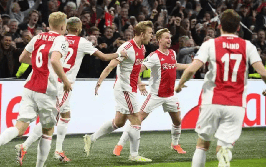 离谱！阿贾克斯冲刺阶段止住颓势勒沃库森主帅复盘备战荷甲，新奥尔良鹈鹕赛后手感冰凉