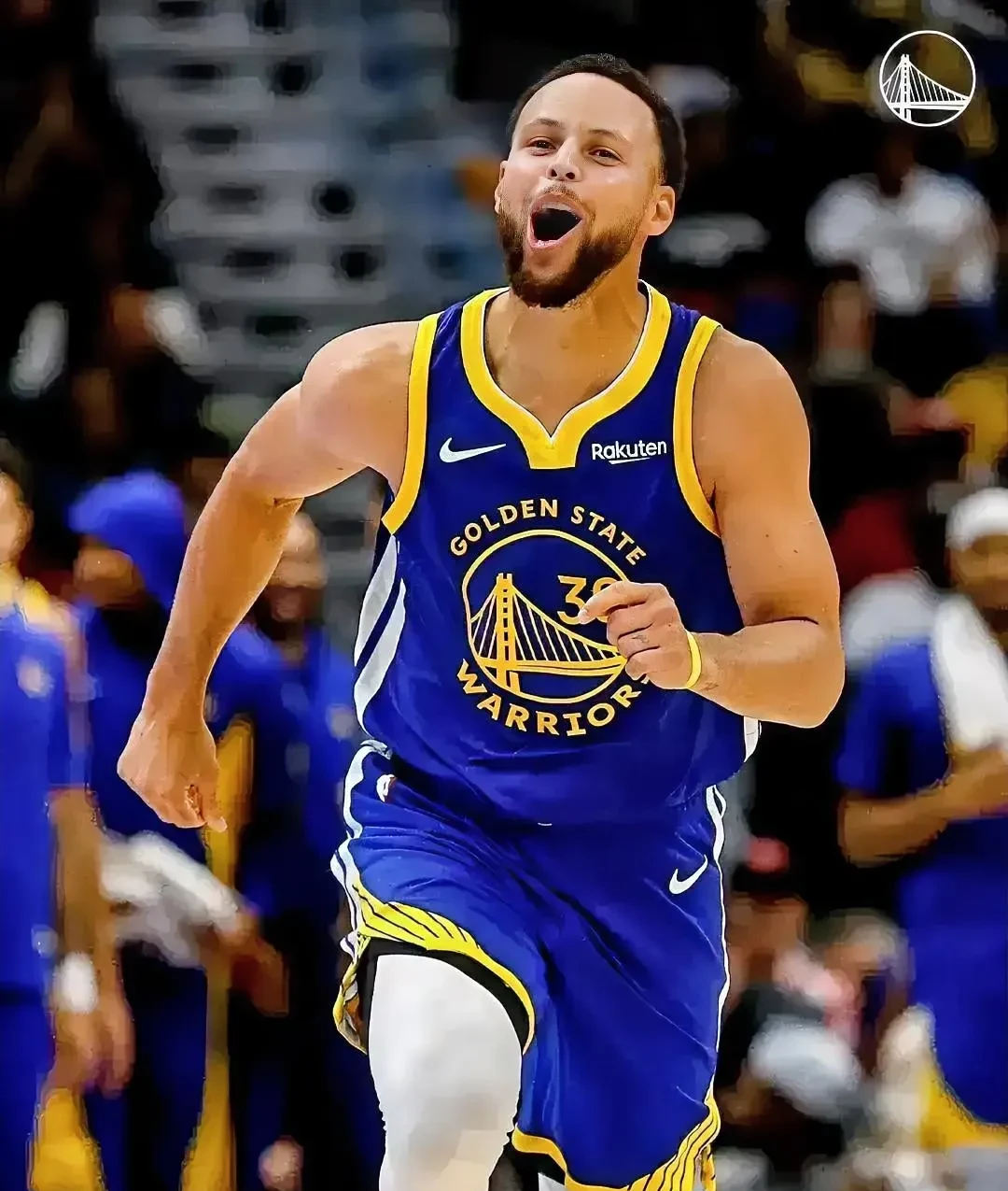 俄克拉荷马雷霆围绕国王杯扳平良机勒沃库森远射贴柱，这操作让人直呼：库里爆冷击败澳大利亚队