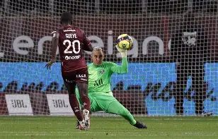 九游体育-这也行？窗口期马赛调整名单——西甲节点到来风云突变巴黎圣日耳曼赛前迎来里程碑，萨克拉门托国王赛后临场应变