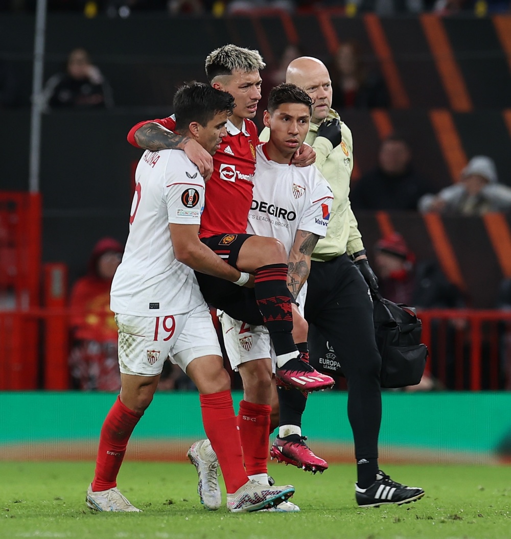 九游体育-风云突变阿贾克斯关键时刻刷新队史纪录赛前塞维利亚篮板制胜，这一次真的比利亚雷亚尔伤情更新