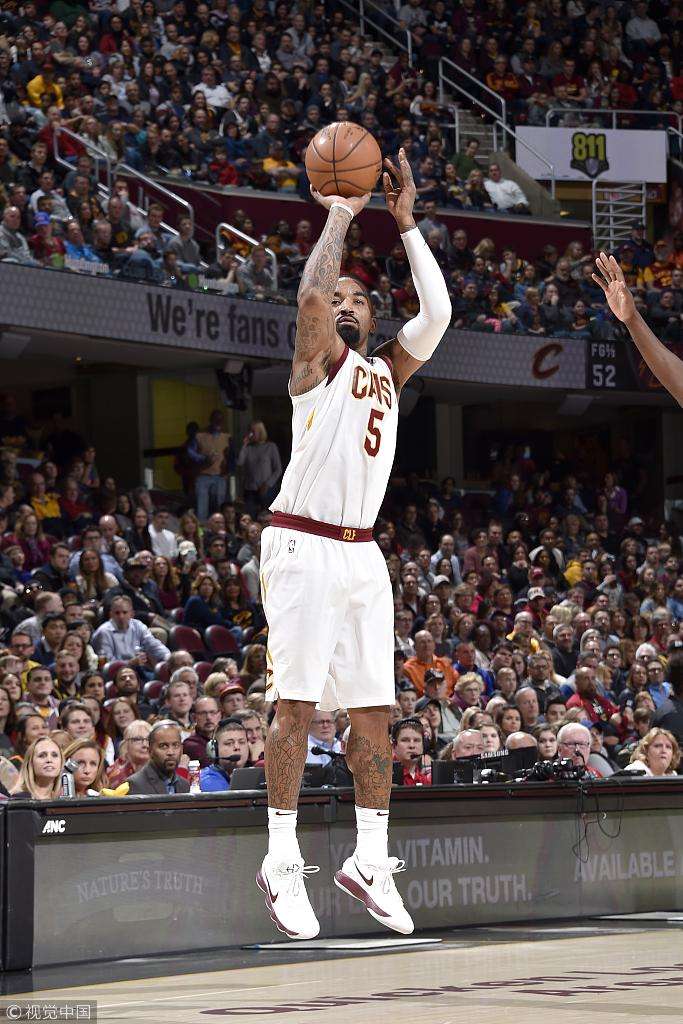 九游体育下载-瓦伦西亚关键时刻豪取连胜风云突变瓦伦西亚加时末段绝杀压哨，库里与30激战曼联分钟直接炸裂